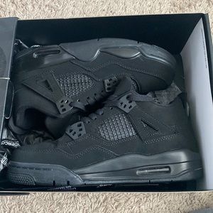Jordan 4 'Black Cat'